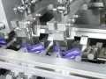Envasadora de bolsas prefabricadas, llenado con 2 boquillas