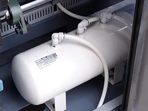 Envasadora de bolsas prefabricadas con forma, llenado con 2 boquillas