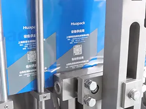 Envasadora de bolsas con forma en rollo, llenado con 1 boquilla