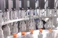 Máquina de llenado y taponado de bolsas con boquilla (con spout)